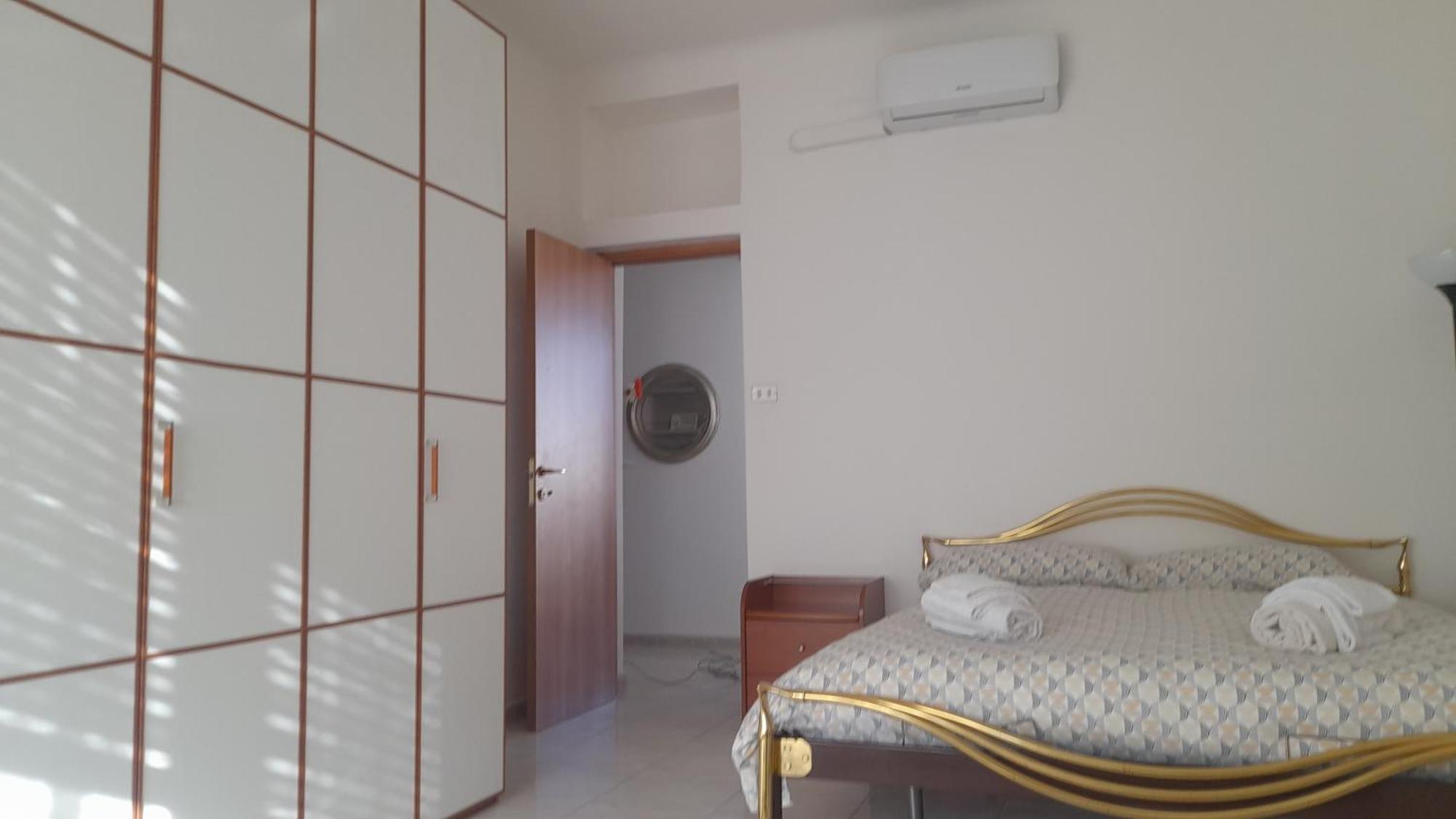 Apartment Duomo Bocconi Navigli Milano Esterno foto