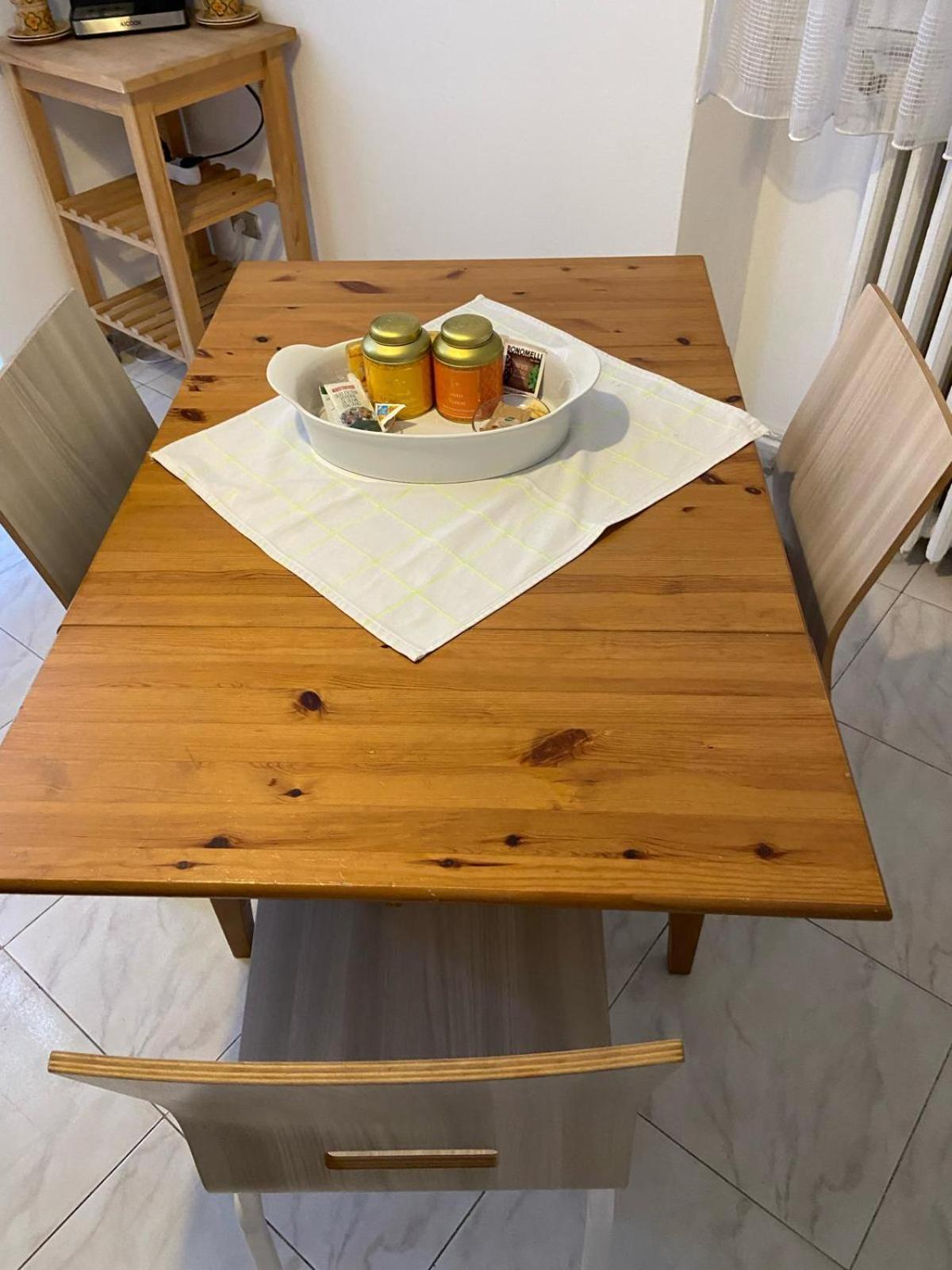 Apartment Duomo Bocconi Navigli Milano Esterno foto